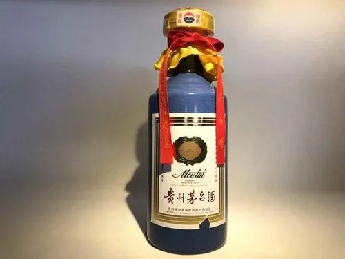 纪念香港回归茅台酒现价多少?茅台酒加盟开店要多少钱?